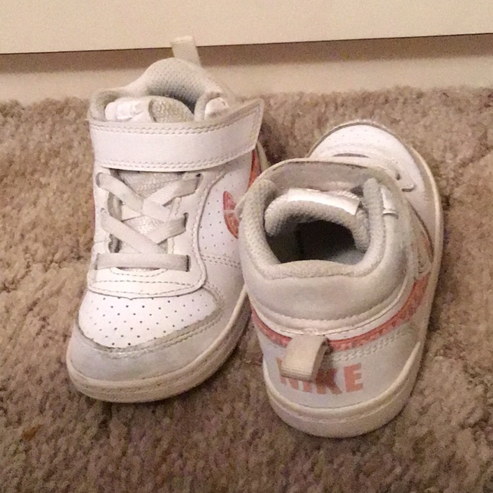 Nike kids white and pink sneakers